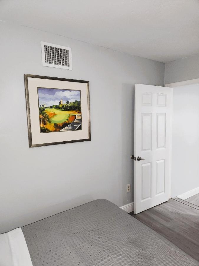 Cheerful Super Suite + 2 Queen + Sofa Bed Minutes From The Airport! Tampa Exteriör bild