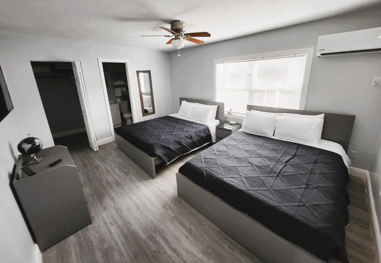 Cheerful Super Suite + 2 Queen + Sofa Bed Minutes From The Airport! Tampa Exteriör bild
